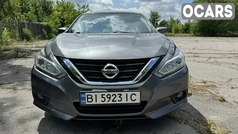 Седан Nissan Altima 2017 2.49 л. Автомат обл. Полтавская, Полтава - Фото 1/19