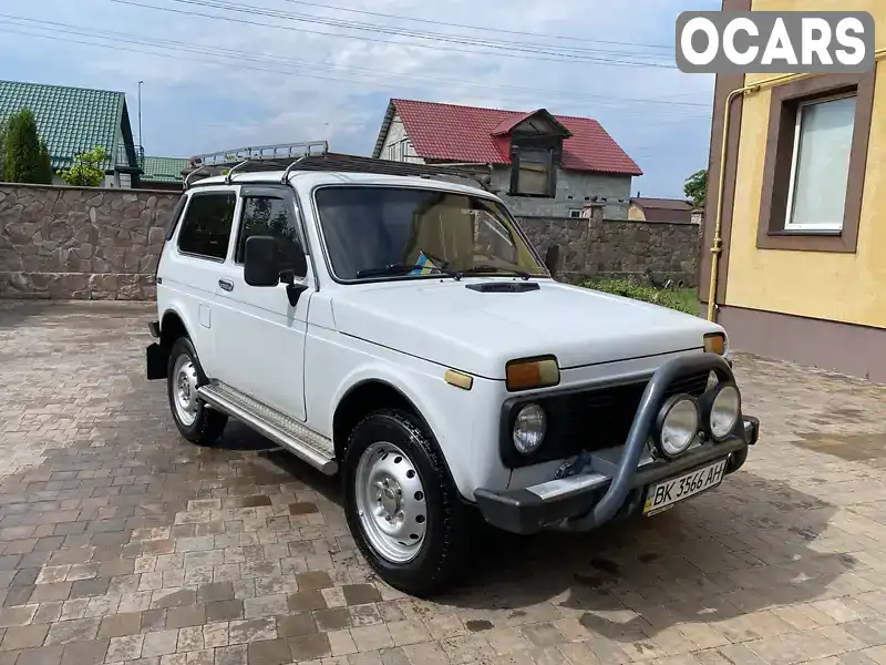 Внедорожник / Кроссовер ВАЗ / Lada 21213 Niva 2001 1.7 л. Ручная / Механика обл. Ровенская, Ровно - Фото 1/21