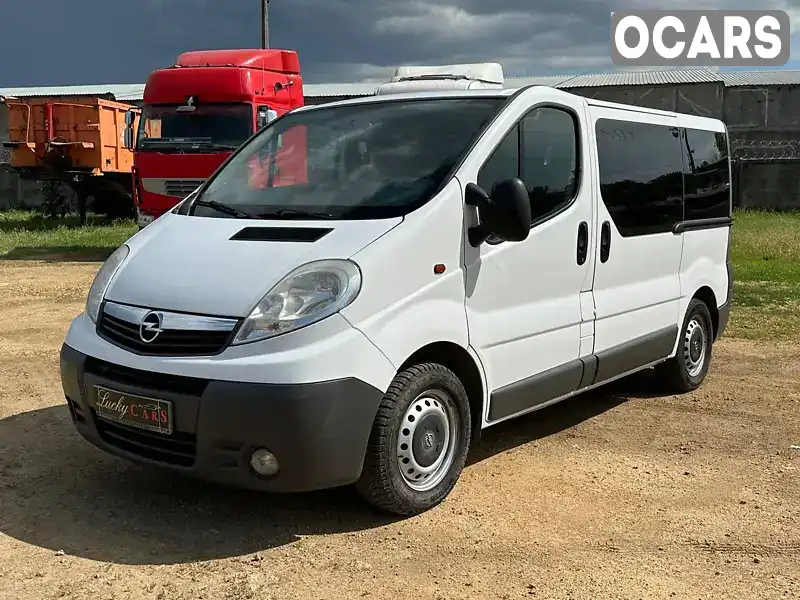 Минивэн Opel Vivaro 2007 2 л. Ручная / Механика обл. Одесская, Одесса - Фото 1/20