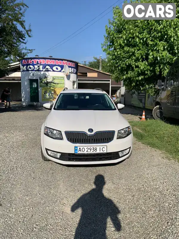 Універсал Skoda Octavia 2016 1.6 л. Ручна / Механіка обл. Закарпатська, Виноградів - Фото 1/18