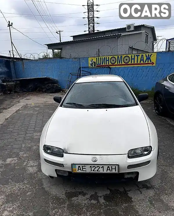 Седан Mazda 323 1995 2 л. Ручная / Механика обл. Днепропетровская, Днепр (Днепропетровск) - Фото 1/13