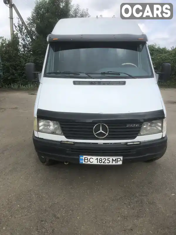 Минивэн Mercedes-Benz V-Class 1997 2.87 л. Ручная / Механика обл. Львовская, Львов - Фото 1/16