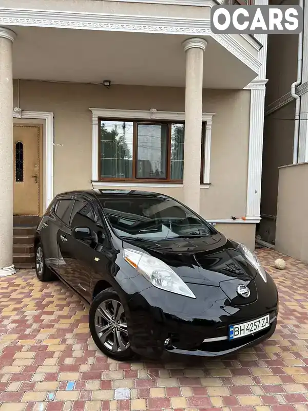 Хэтчбек Nissan Leaf 2015 null_content л. Автомат обл. Одесская, Одесса - Фото 1/10