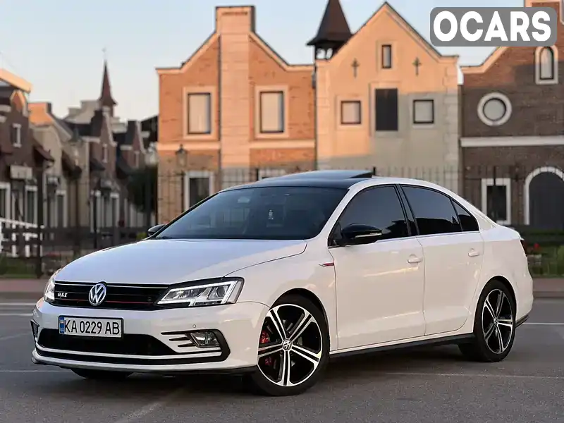 Седан Volkswagen Jetta 2015 1.98 л. Автомат обл. Київська, Київ - Фото 1/21