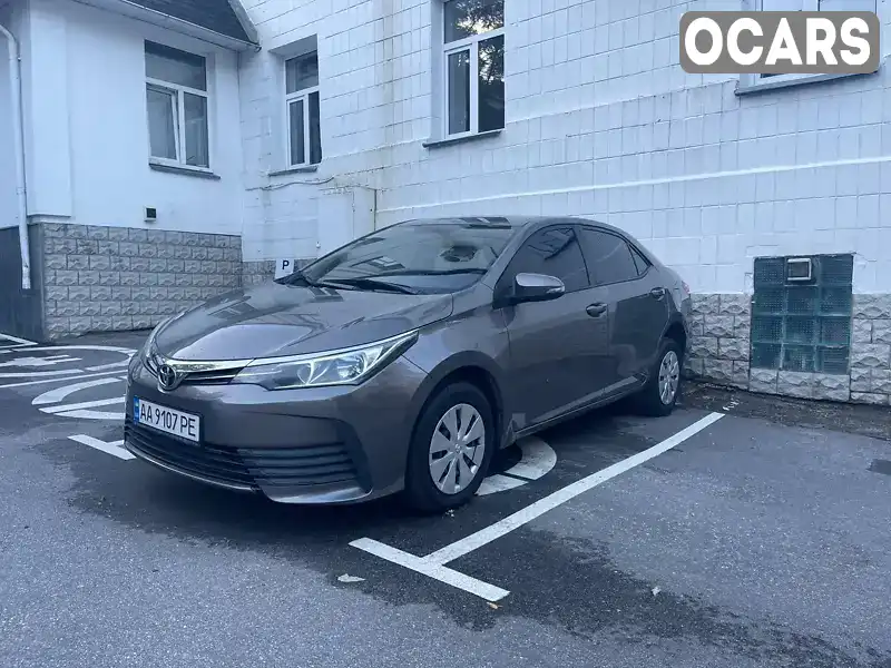 Седан Toyota Corolla 2016 1.6 л. Ручна / Механіка обл. Київська, Київ - Фото 1/21