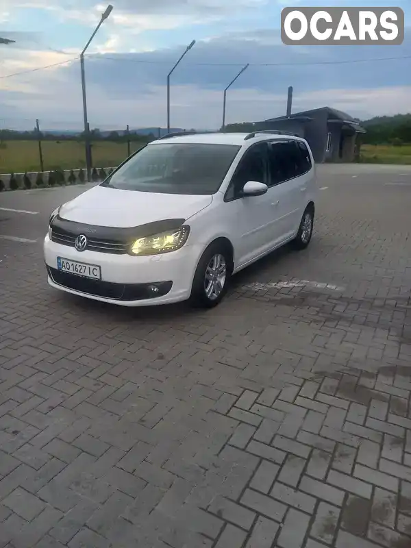 Мінівен Volkswagen Touran 2011 1.97 л. Ручна / Механіка обл. Закарпатська, Хуст - Фото 1/21