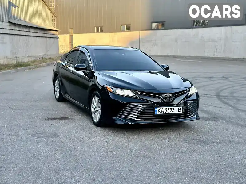 Седан Toyota Camry 2018 2.49 л. Автомат обл. Київська, Київ - Фото 1/15