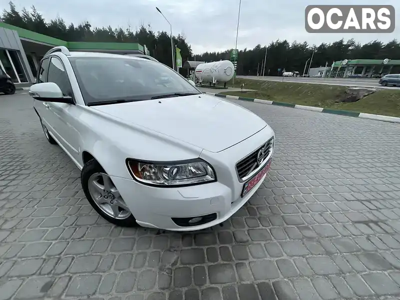 Універсал Volvo V50 2011 1.6 л. Ручна / Механіка обл. Львівська, Броди - Фото 1/21