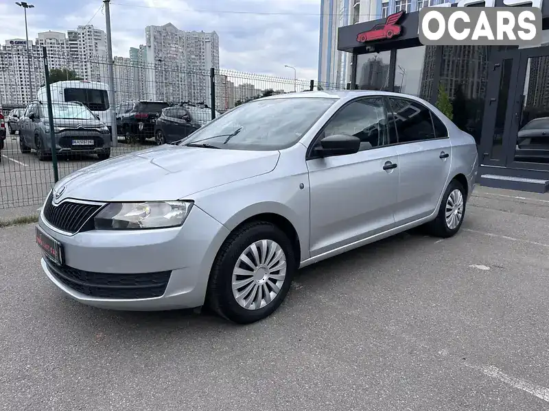 Лифтбек Skoda Rapid 2013 1.6 л. Ручная / Механика обл. Киевская, Киев - Фото 1/21