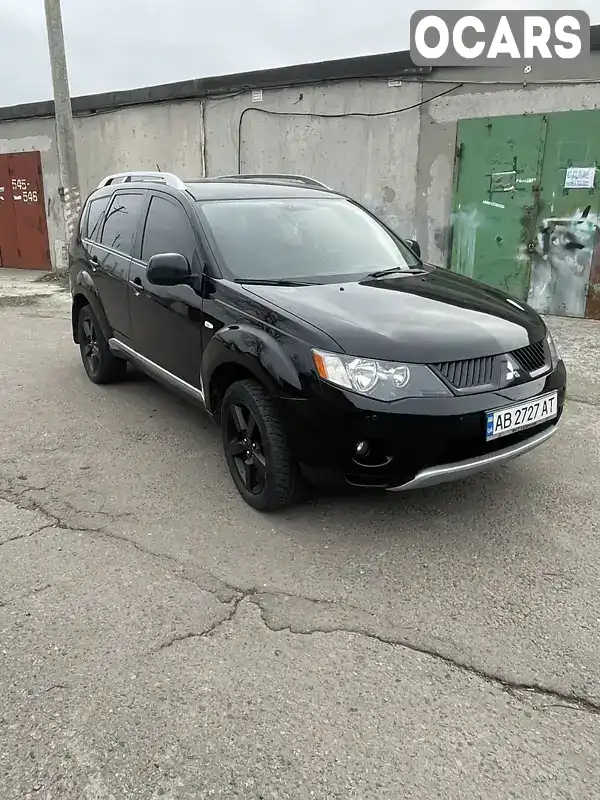 Позашляховик / Кросовер Mitsubishi Outlander XL 2007 2.36 л. Автомат обл. Одеська, Одеса - Фото 1/15