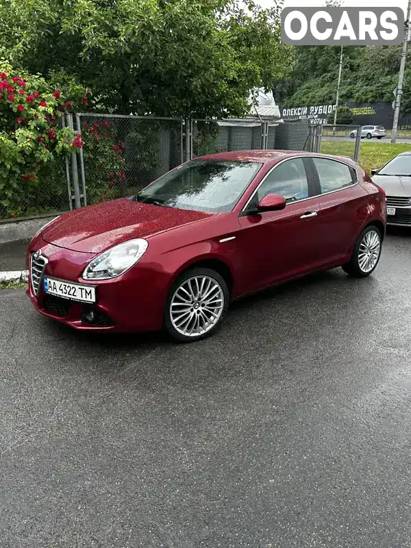 Хэтчбек Alfa Romeo Giulietta 2011 1.96 л. Ручная / Механика обл. Киевская, Киев - Фото 1/7