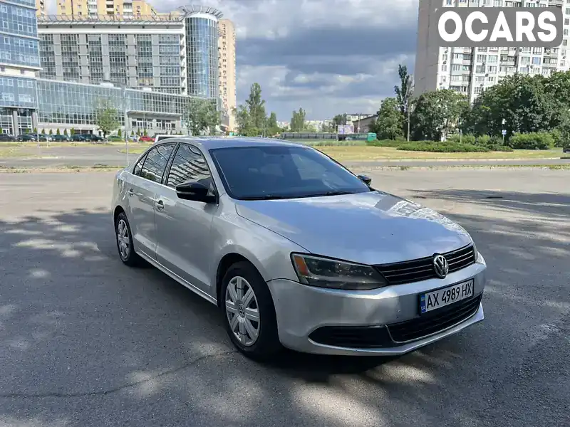 Седан Volkswagen Jetta 2012 2.47 л. Автомат обл. Киевская, Киев - Фото 1/9