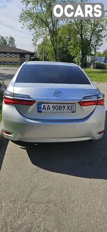 Седан Toyota Corolla 2017 1.6 л. Автомат обл. Киевская, Киев - Фото 1/10