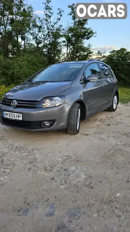 Хетчбек Volkswagen Golf Plus 2010 1.4 л. Автомат обл. Житомирська, Житомир - Фото 1/21