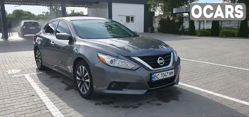 Седан Nissan Altima 2017 2.49 л. Автомат обл. Хмельницкая, Волочиск - Фото 1/21