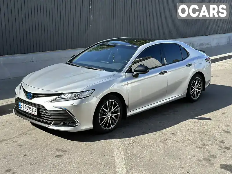 Седан Toyota Camry 2022 2.49 л. Автомат обл. Полтавська, Кременчук - Фото 1/21