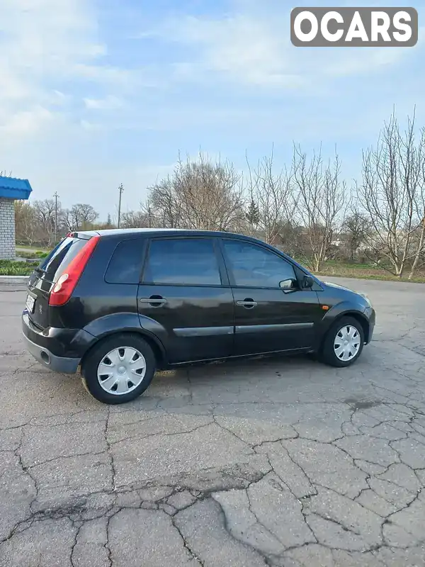 Хэтчбек Ford Fiesta 2006 1.3 л. Ручная / Механика обл. Полтавская, Кременчуг - Фото 1/11