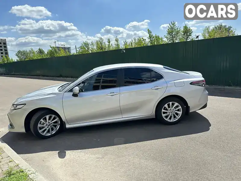 Седан Toyota Camry 2023 2.49 л. Автомат обл. Винницкая, Винница - Фото 1/21