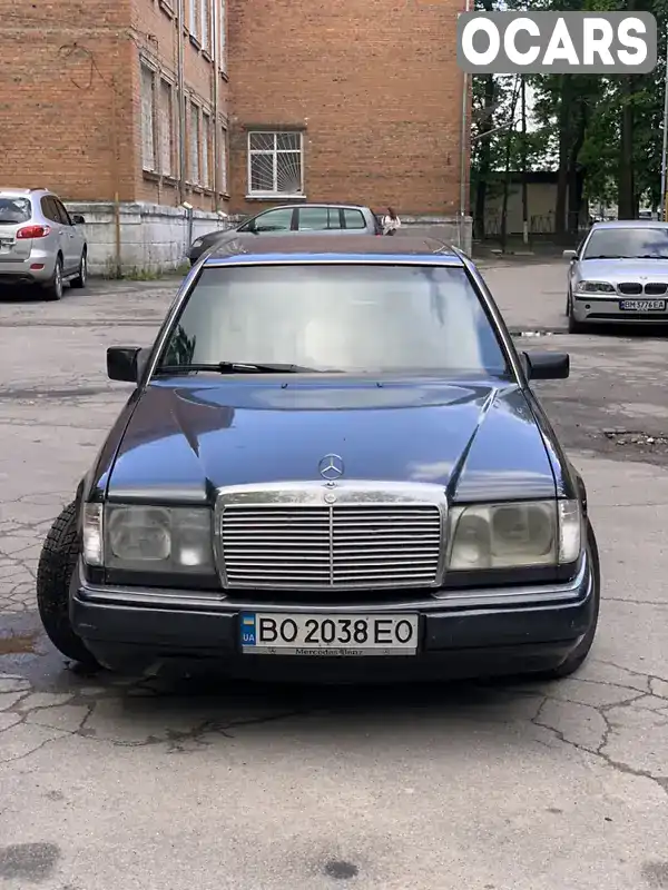 Седан Mercedes-Benz E-Class 1991 2.3 л. Ручная / Механика обл. Хмельницкая, Хмельницкий - Фото 1/9