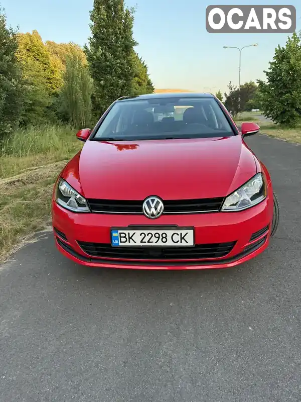 Хэтчбек Volkswagen Golf 2017 1.8 л. Автомат обл. Львовская, location.city.sokilnyky - Фото 1/21