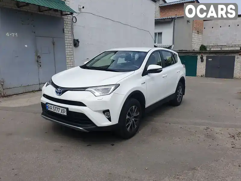 Внедорожник / Кроссовер Toyota RAV4 2018 2.5 л. Автомат обл. Киевская, Киев - Фото 1/21