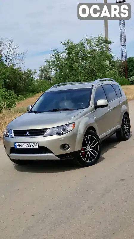 Внедорожник / Кроссовер Mitsubishi Outlander XL 2008 null_content л. Автомат обл. Николаевская, Николаев - Фото 1/18