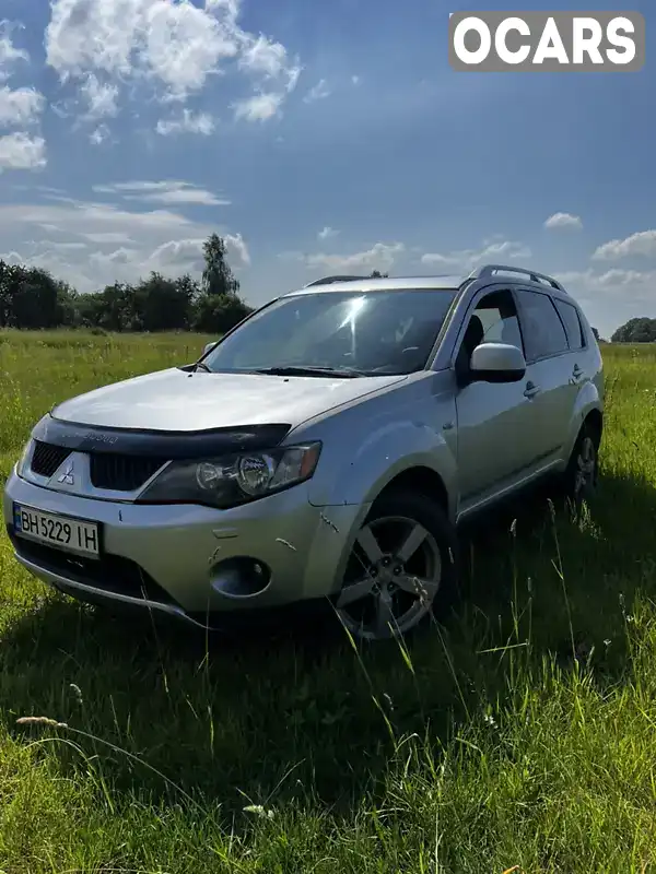 Позашляховик / Кросовер Mitsubishi Outlander XL 2007 3 л. Автомат обл. Волинська, Нововолинськ - Фото 1/21