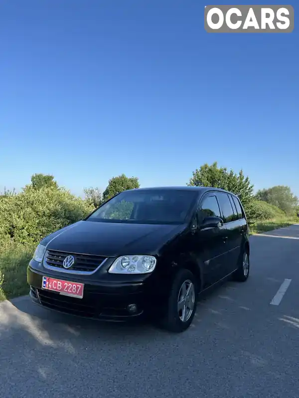 Минивэн Volkswagen Touran 2003 1.6 л. Ручная / Механика обл. Львовская, location.city.komarno - Фото 1/16