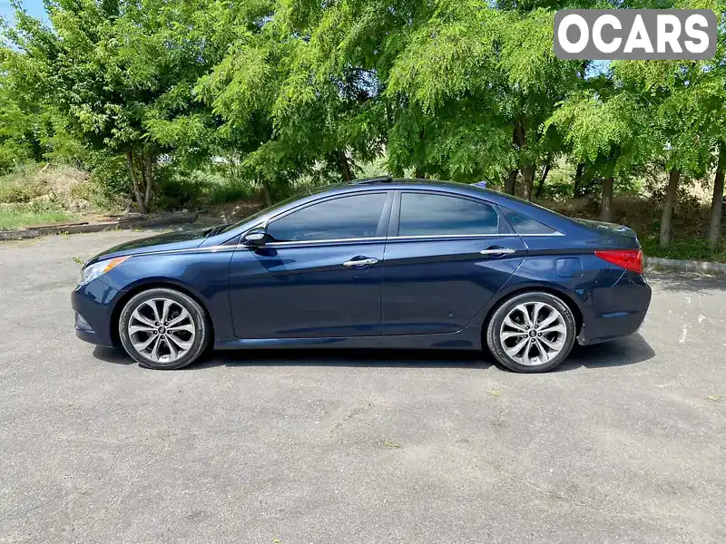 Седан Hyundai Sonata 2013 2 л. Автомат обл. Запорожская, Запорожье - Фото 1/21