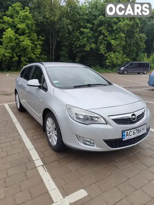 Універсал Opel Astra 2012 1.7 л. Ручна / Механіка обл. Волинська, Луцьк - Фото 1/21