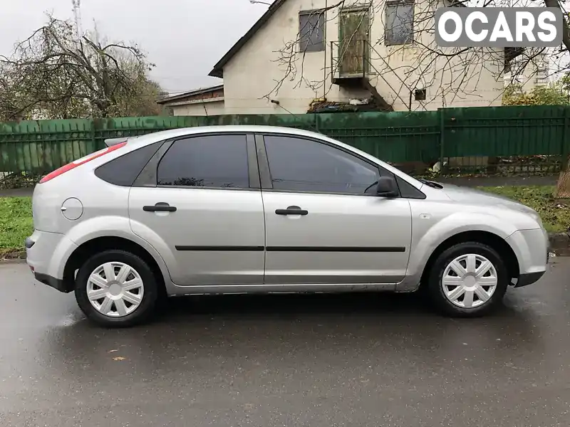 Хэтчбек Ford Focus 2007 1.6 л. Ручная / Механика обл. Закарпатская, Ужгород - Фото 1/8