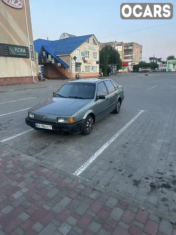 Седан Volkswagen Passat 1988 1.6 л. Ручная / Механика обл. Ровенская, Корец - Фото 1/4