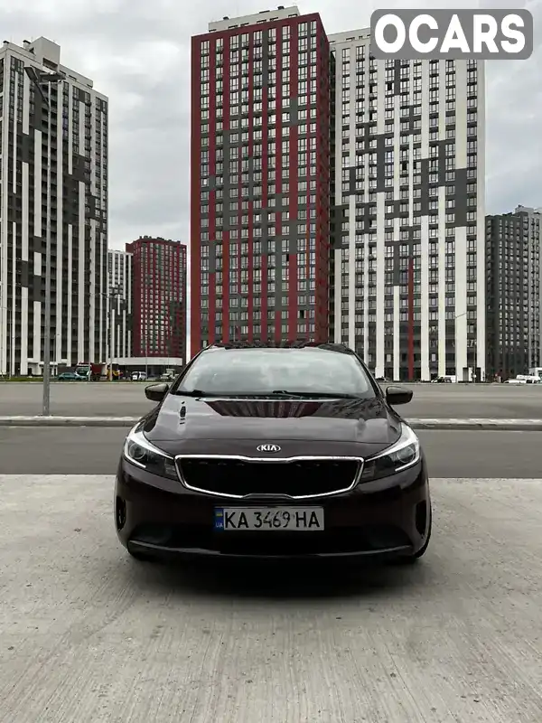 Седан Kia Forte 2018 2 л. Автомат обл. Киевская, Киев - Фото 1/8