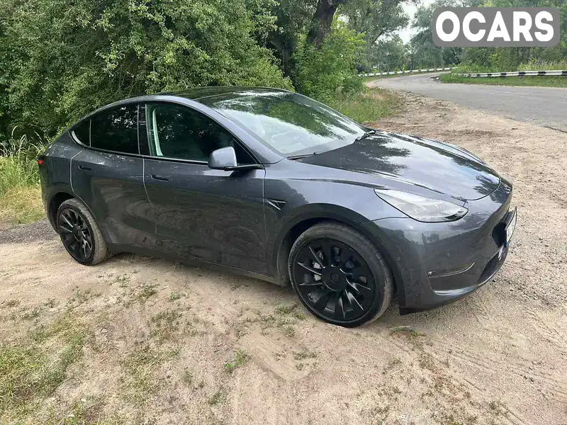 Внедорожник / Кроссовер Tesla Model Y 2021 null_content л. Автомат обл. Киевская, Киев - Фото 1/20