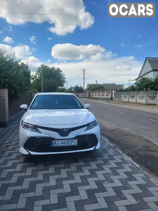 Седан Toyota Camry 2019 2.49 л. Автомат обл. Киевская, Рокитное - Фото 1/10