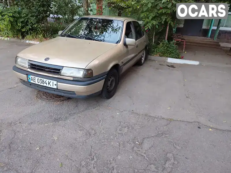 Седан Opel Vectra 1989 1.8 л. Ручная / Механика обл. Днепропетровская, Никополь - Фото 1/10