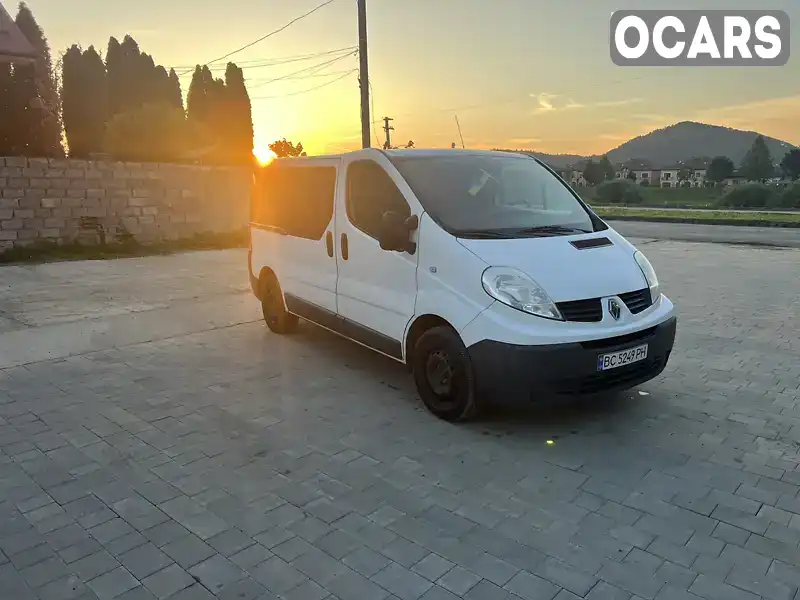 Минивэн Renault Trafic 2012 2 л. Ручная / Механика обл. Закарпатская, Мукачево - Фото 1/19