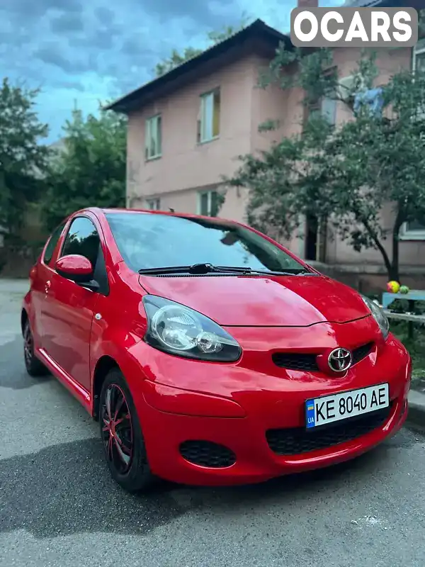 Хетчбек Toyota Aygo 2009 1 л. Автомат обл. Дніпропетровська, Кривий Ріг - Фото 1/12