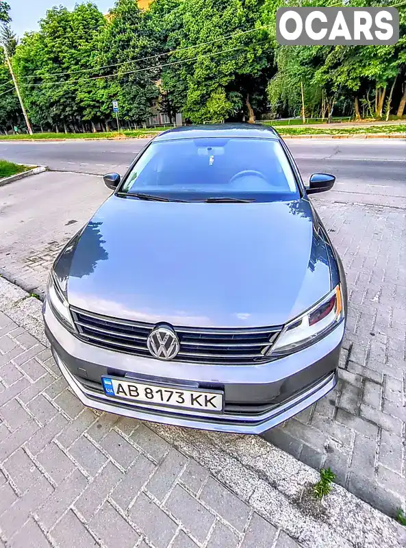 Седан Volkswagen Jetta 2015 1.8 л. Автомат обл. Винницкая, Винница - Фото 1/7