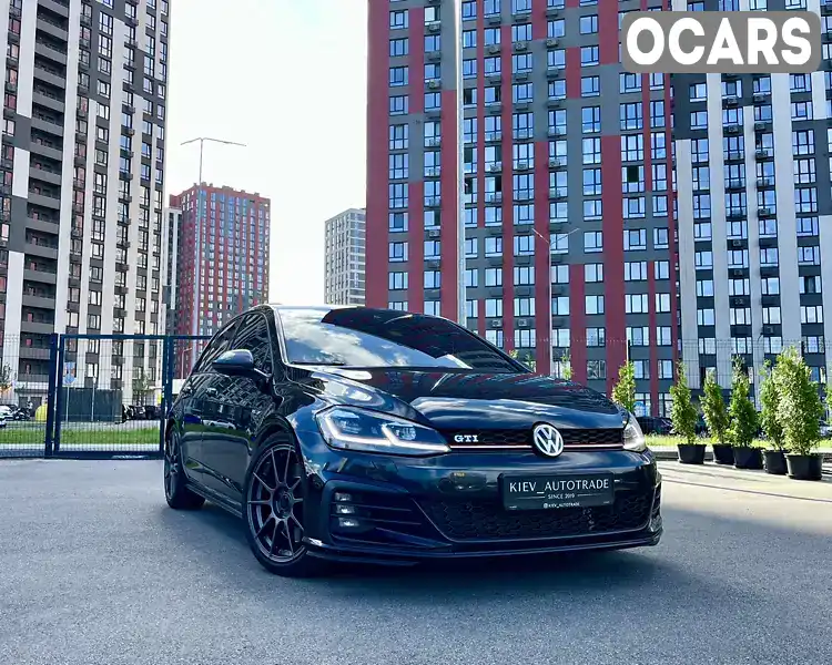 Хэтчбек Volkswagen Golf GTI 2017 1.98 л. Автомат обл. Киевская, Киев - Фото 1/21