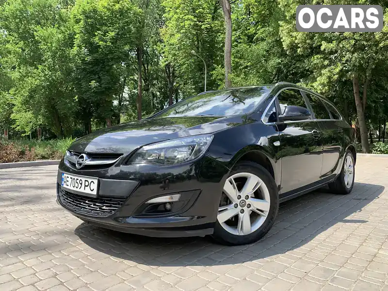 Універсал Opel Astra 2014 1.6 л. Ручна / Механіка обл. Дніпропетровська, Кривий Ріг - Фото 1/21