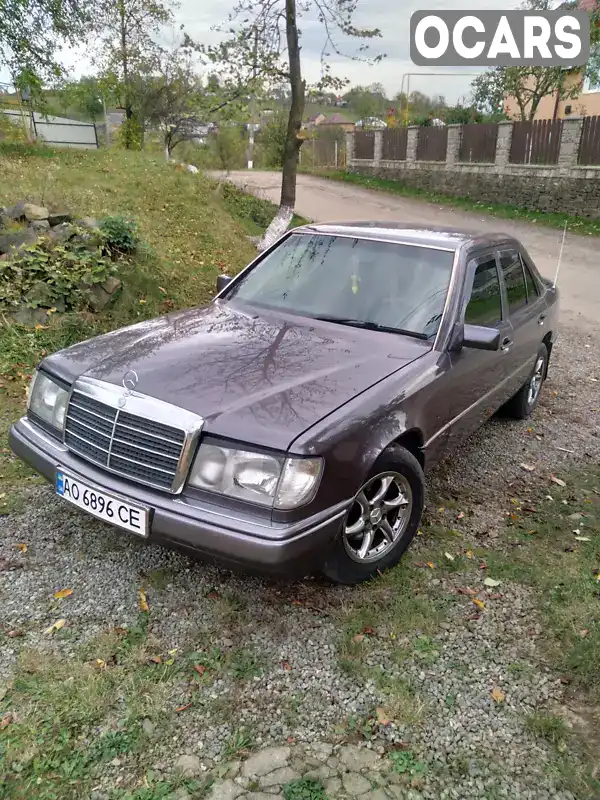 Седан Mercedes-Benz E-Class 1993 2.2 л. Ручная / Механика обл. Закарпатская, Иршава - Фото 1/8