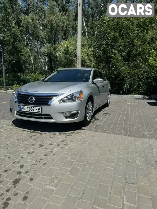 Седан Nissan Altima 2015 2.49 л. Вариатор обл. Днепропетровская, Днепр (Днепропетровск) - Фото 1/9