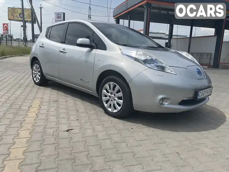 Хэтчбек Nissan Leaf 2011 null_content л. обл. Черкасская, Черкассы - Фото 1/21