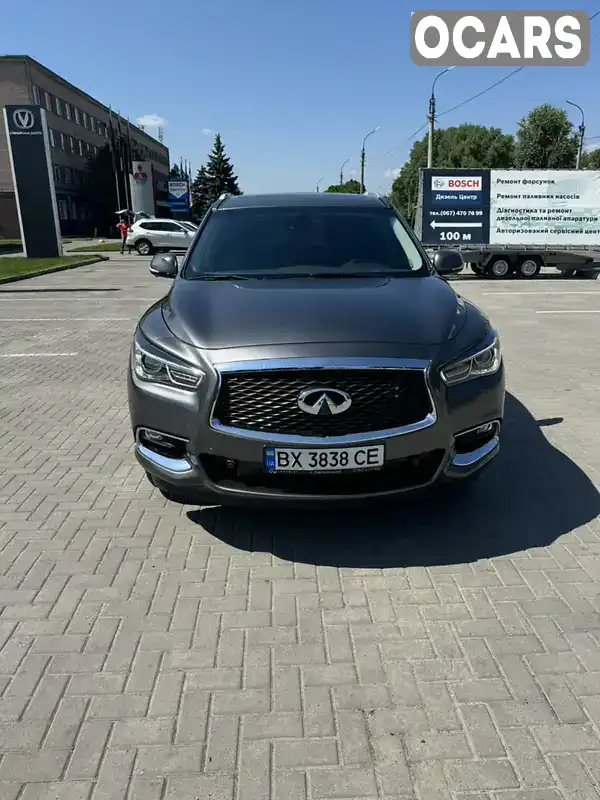 Внедорожник / Кроссовер Infiniti QX60 2016 3.5 л. Вариатор обл. Черкасская, Черкассы - Фото 1/18