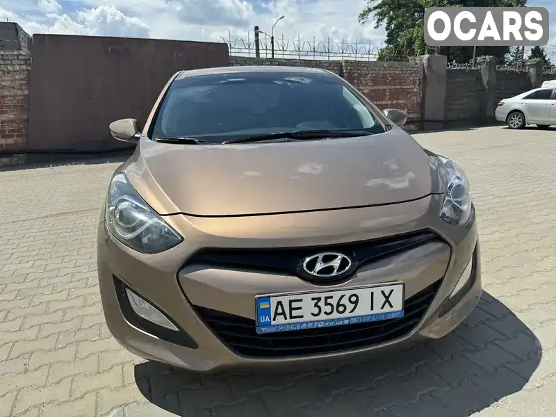 Хетчбек Hyundai i30 2012 1.4 л. Ручна / Механіка обл. Дніпропетровська, Дніпро (Дніпропетровськ) - Фото 1/17