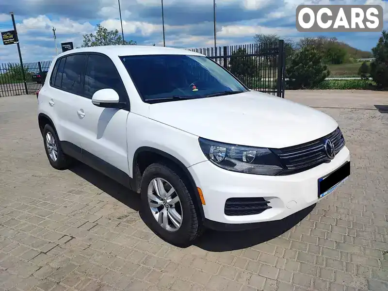 Внедорожник / Кроссовер Volkswagen Tiguan 2013 1.98 л. Автомат обл. Одесская, Одесса - Фото 1/12