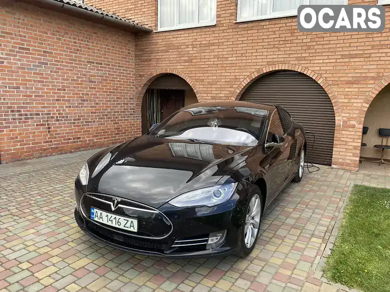 Лифтбек Tesla Model S 2015 null_content л. Автомат обл. Киевская, Киев - Фото 1/3