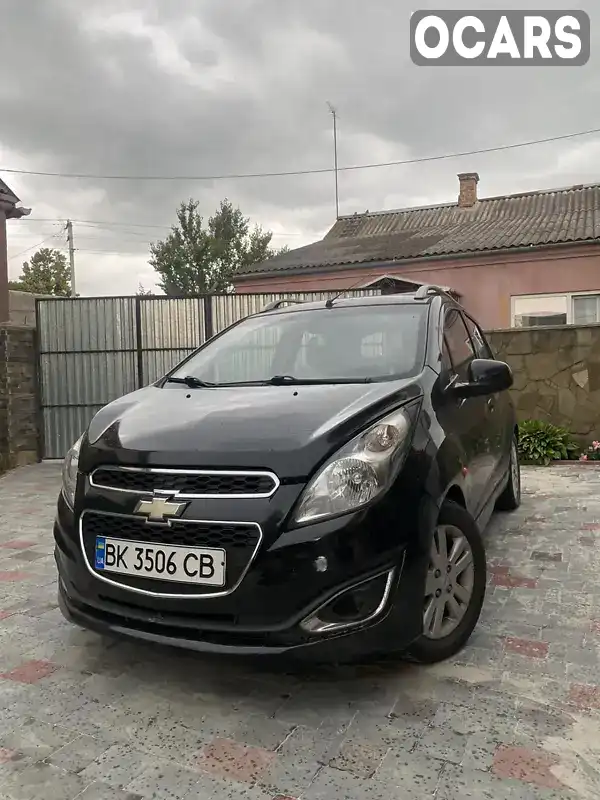 Хетчбек Chevrolet Spark 2013 1.21 л. Ручна / Механіка обл. Рівненська, Дубно - Фото 1/17