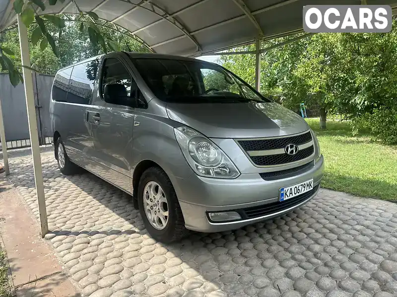 Минивэн Hyundai H-1 2012 2.5 л. Ручная / Механика обл. Киевская, Киев - Фото 1/18